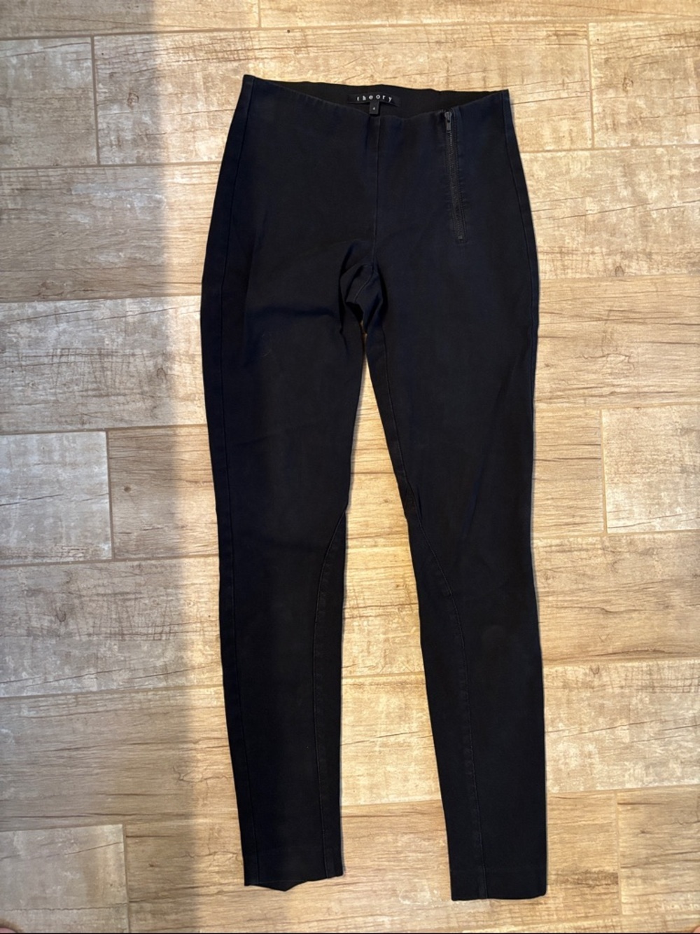 Theory Redell K Skinny Leggings With Side Zipper Detail